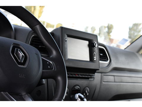 Renault Master T35 2.3 dCi 150 L2H2 PB Edition Camera, Cruise, Carplay, Clima, 150pk, Trekhaak, Multimedia, NAVI, Uniek!