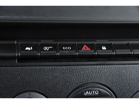 Renault Master T35 2.3 dCi 150 L2H2 PB Edition Camera, Cruise, Carplay, Clima, 150pk, Trekhaak, Multimedia, NAVI, Uniek!