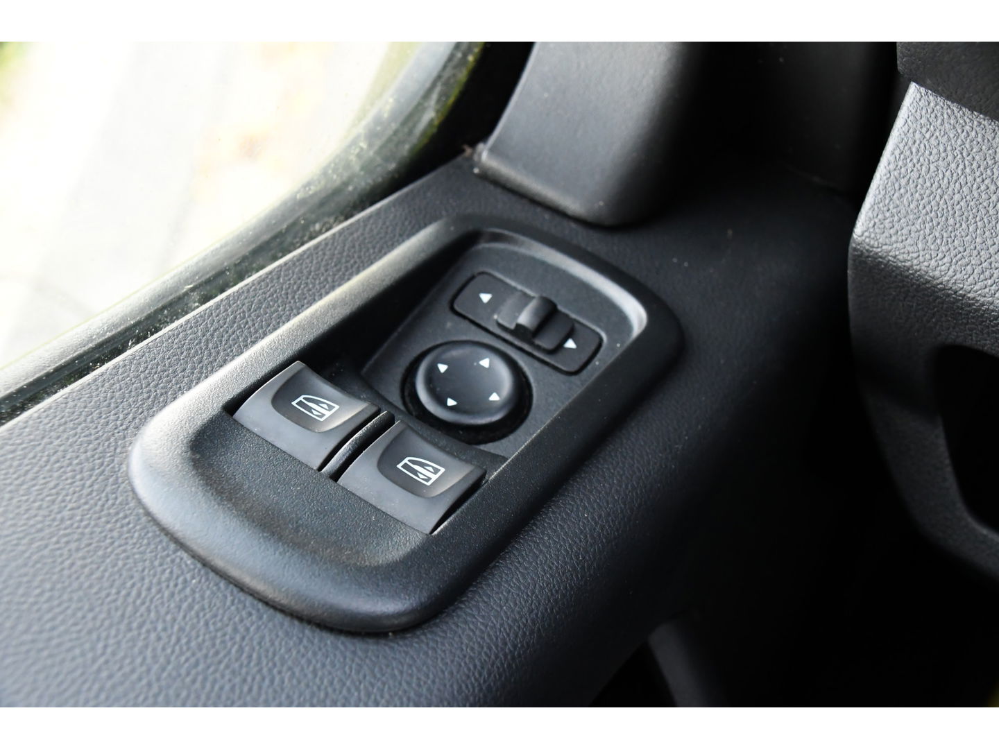 Renault Master T35 2.3 dCi 150 L2H2 PB Edition Camera, Cruise, Carplay, Clima, 150pk, Trekhaak, Multimedia, NAVI, Uniek!