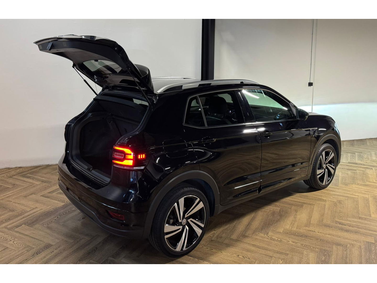 Volkswagen T-Cross 1.5 TSI Style Business R-LINE KEYLESS CAM
