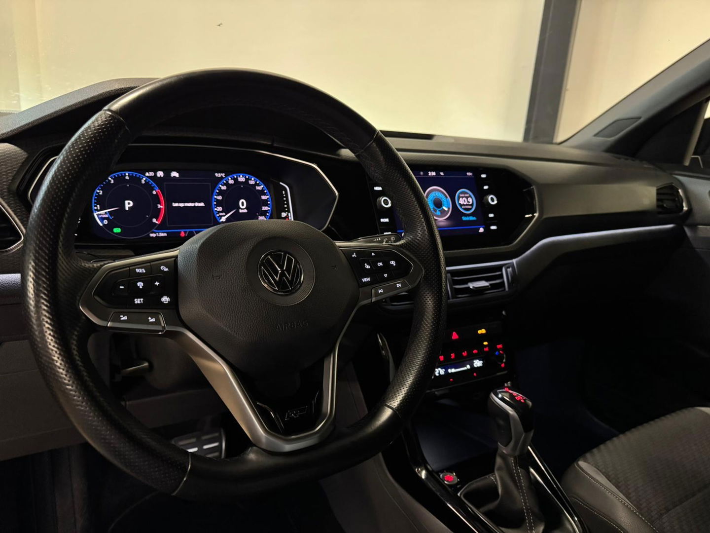 Volkswagen T-Cross 1.5 TSI Style Business R-LINE KEYLESS CAM