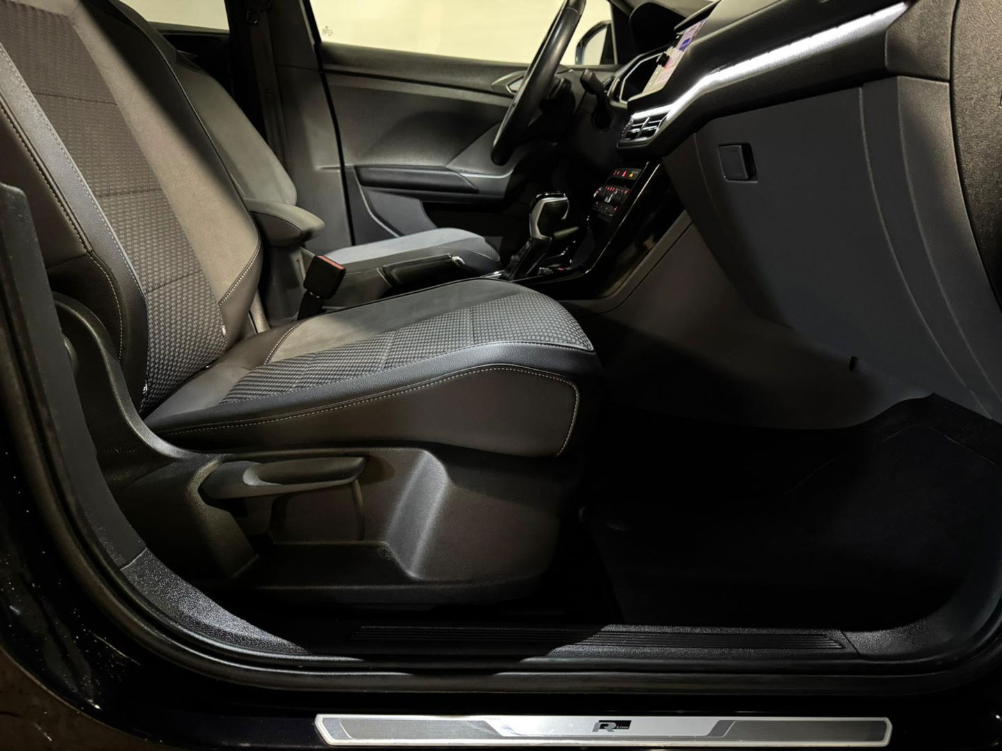 Volkswagen T-Cross 1.5 TSI Style Business R-LINE KEYLESS CAM