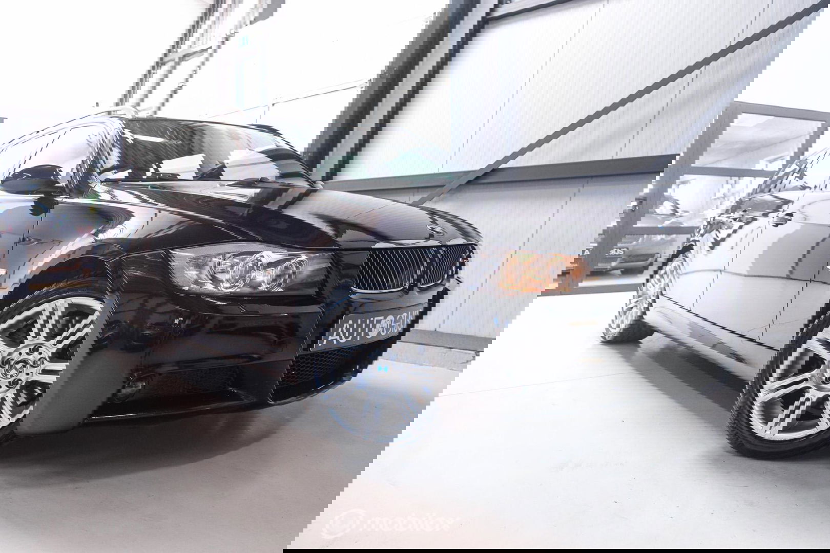 BMW 3 Serie Touring 330xi High Executive | youngtimer | Logic7 | Panorama | Trekhaak | M pakket | Leder |