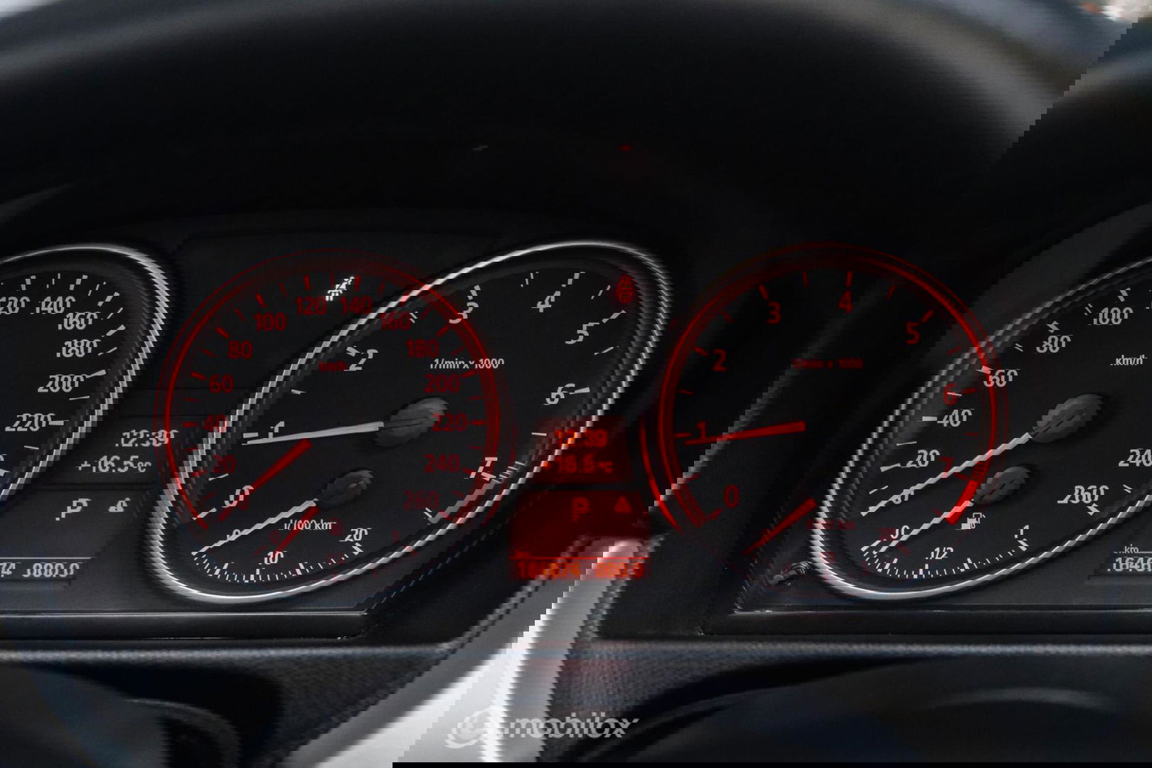 BMW 3 Serie Touring 330xi High Executive | youngtimer | Logic7 | Panorama | Trekhaak | M pakket | Leder |