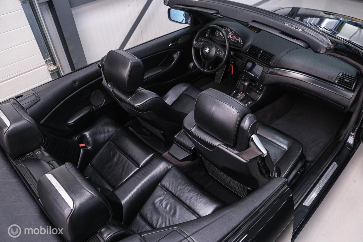 BMW 3 Serie Cabrio 330Ci Executive | Hardtop | Style 71 | NL auto NAP | Lage km stand | youngtimer | Leder | xenon | uniek |