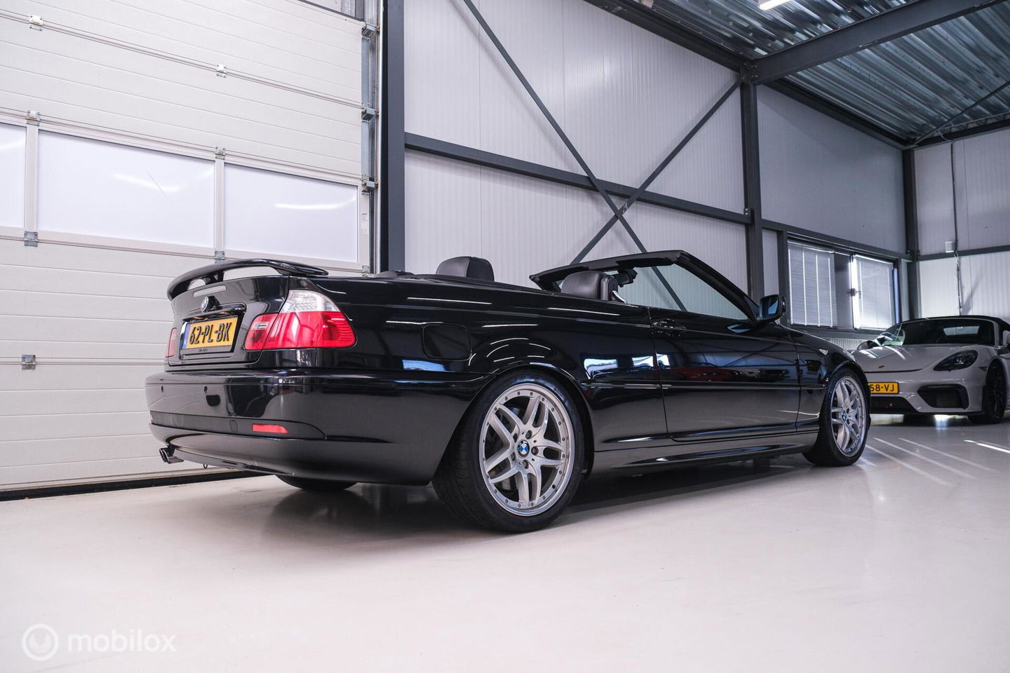 BMW 3 Serie Cabrio 330Ci Executive | Hardtop | Style 71 | NL auto NAP | Lage km stand | youngtimer | Leder | xenon | uniek |