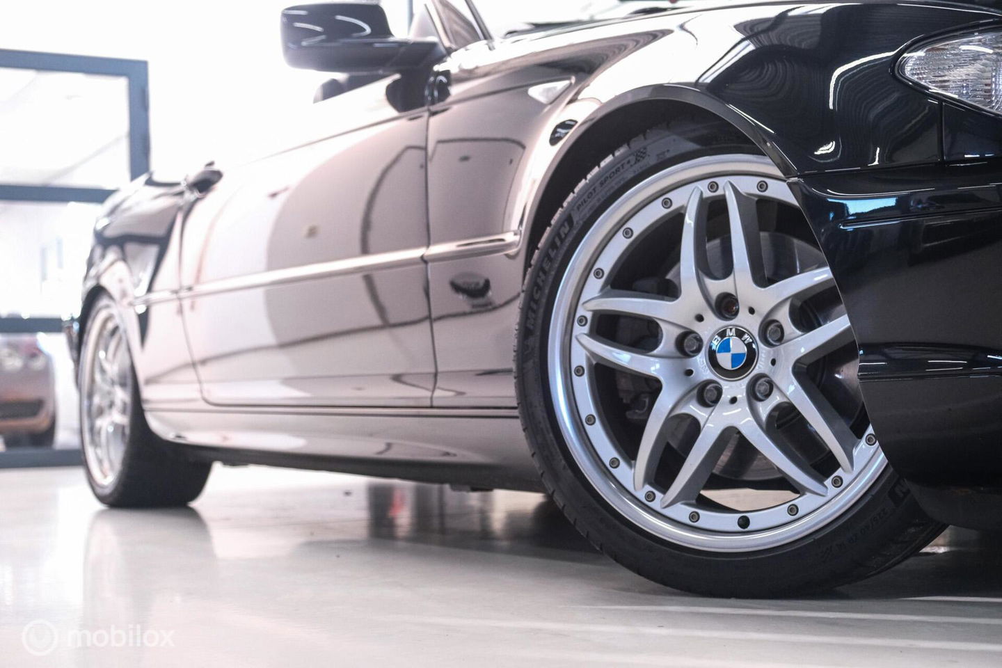 BMW 3 Serie Cabrio 330Ci Executive | Hardtop | Style 71 | NL auto NAP | Lage km stand | youngtimer | Leder | xenon | uniek |