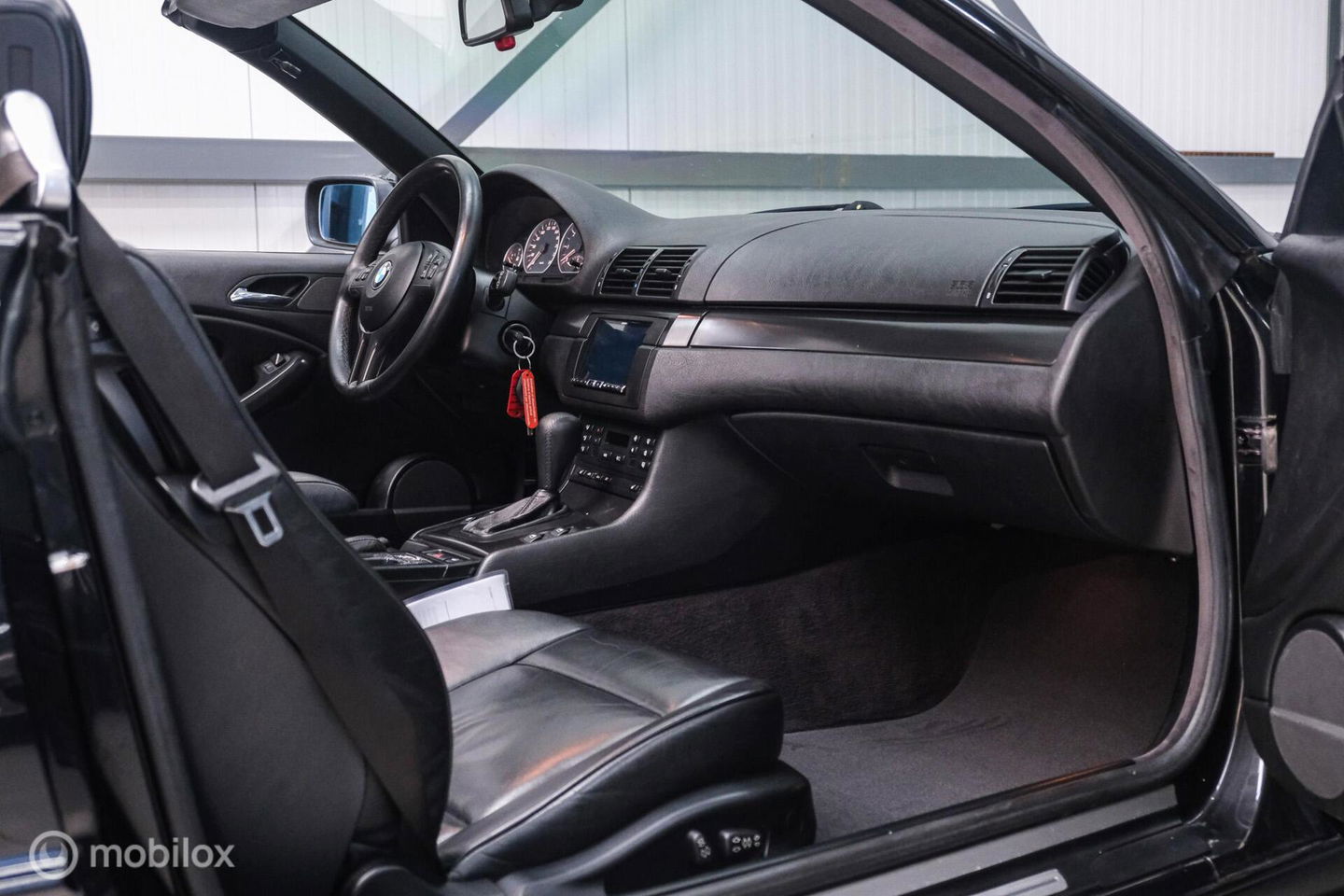 BMW 3 Serie Cabrio 330Ci Executive | Hardtop | Style 71 | NL auto NAP | Lage km stand | youngtimer | Leder | xenon | uniek |