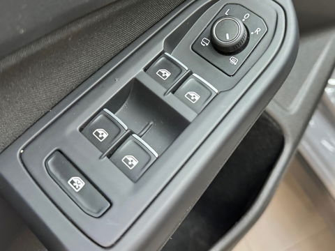 Volkswagen Golf 2.0 TSI GTI Pano|H/K|IQ|Keyless|Sfeer|Camera