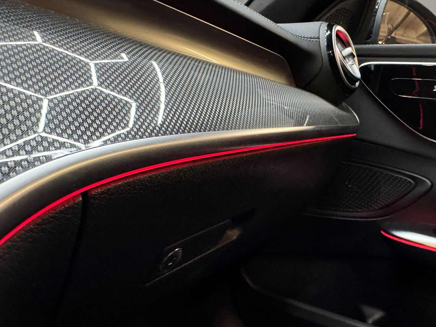 Mercedes-Benz C-Klasse Estate 300 e AMG Pano|Sfeer|HuD|Keyless