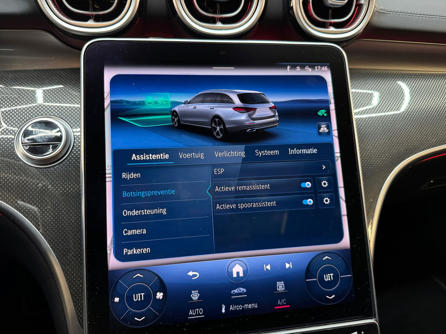 Mercedes-Benz C-Klasse Estate 300 e AMG Pano|Sfeer|HuD|Keyless