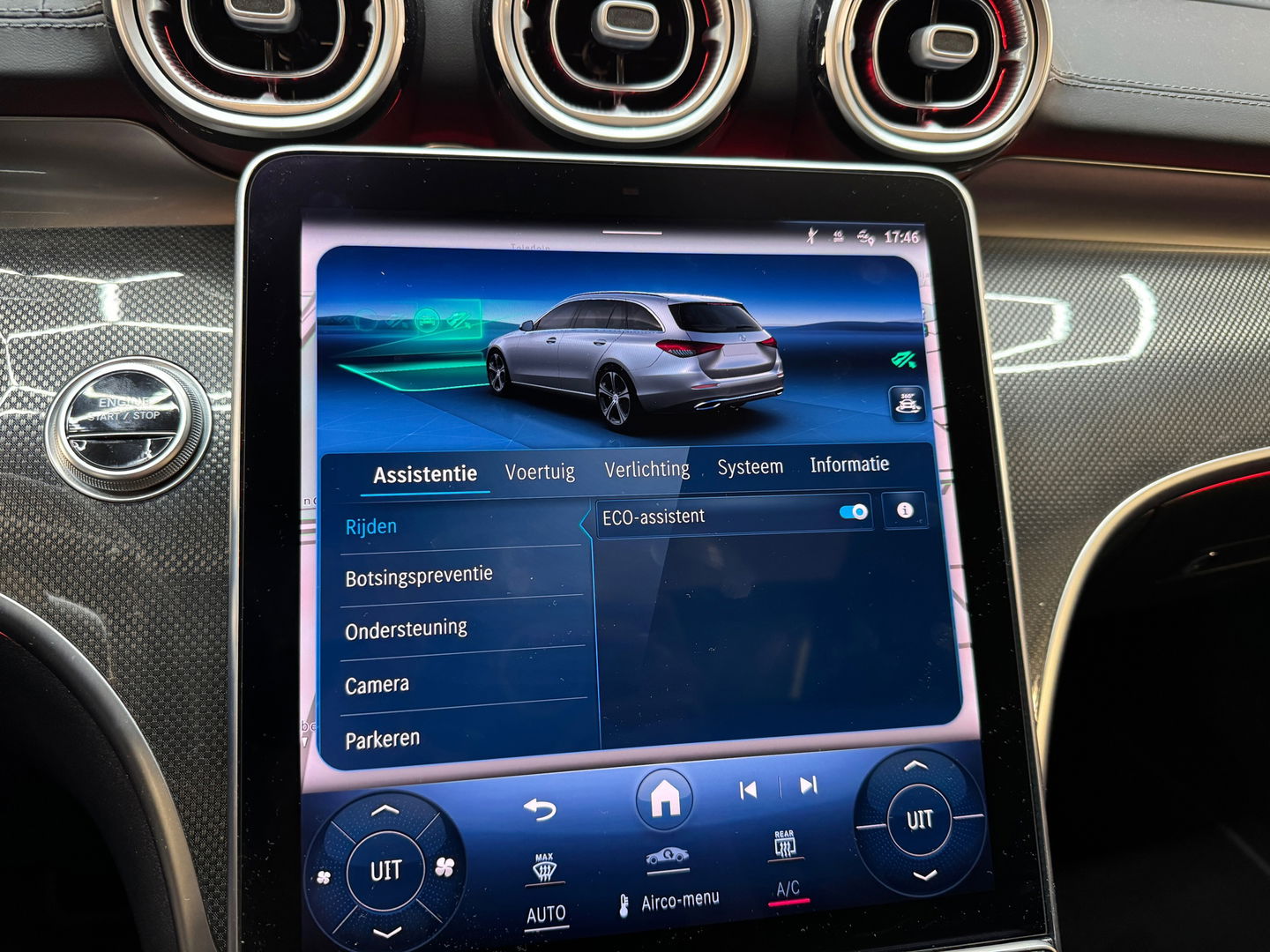 Mercedes-Benz C-Klasse Estate 300 e AMG Pano|Sfeer|HuD|Keyless