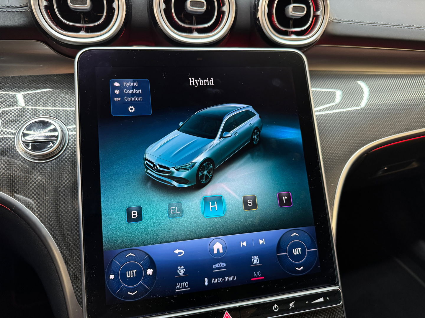 Mercedes-Benz C-Klasse Estate 300 e AMG Pano|Sfeer|HuD|Keyless