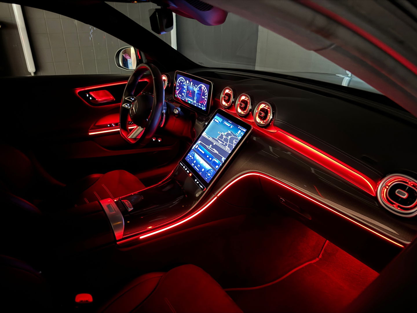 Mercedes-Benz C-Klasse Estate 300 e AMG Pano|Sfeer|HuD|Keyless