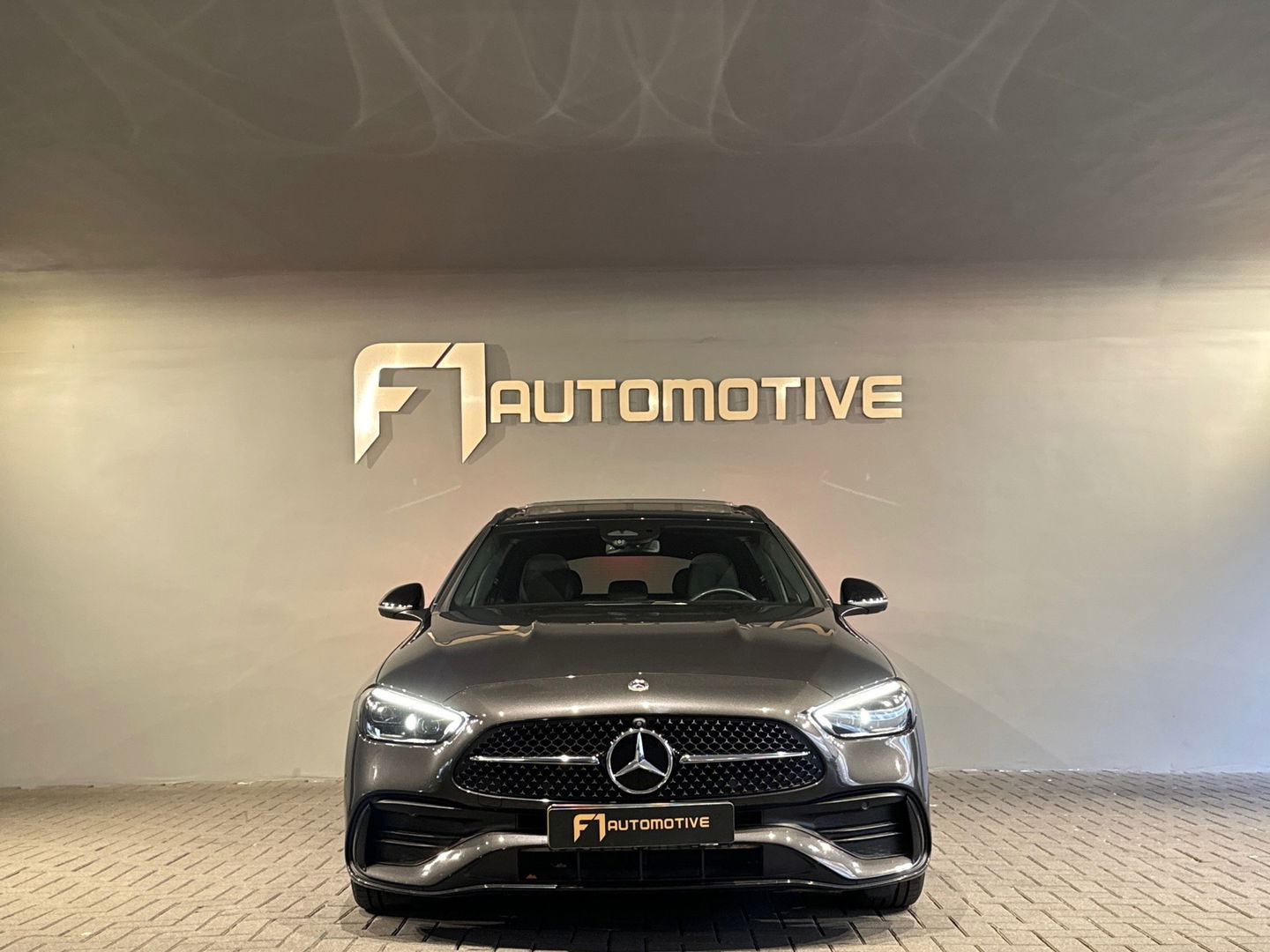 Mercedes-Benz C-Klasse Estate 300 e AMG Pano|Sfeer|HuD|Keyless