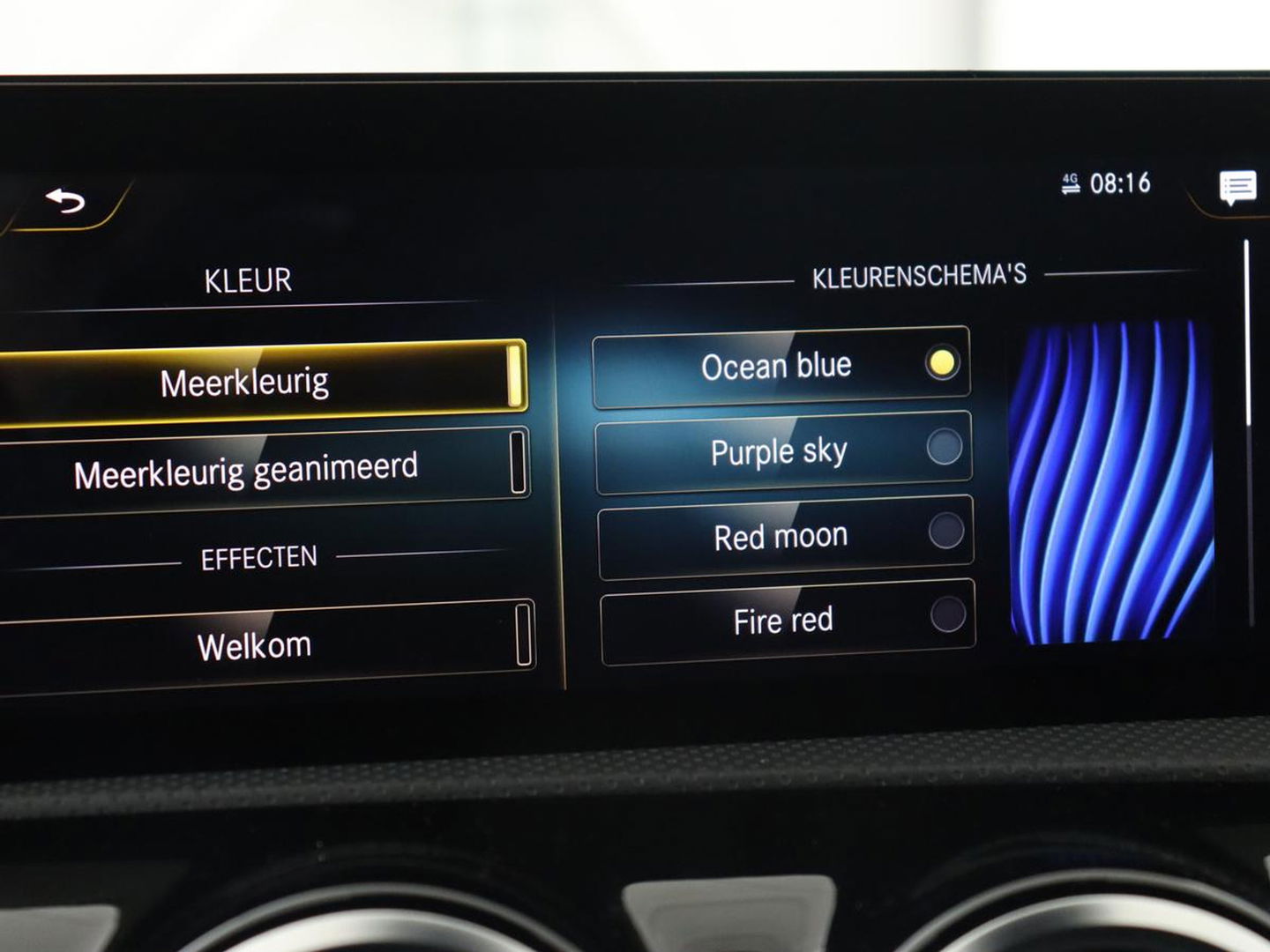 Mercedes-Benz CLA-Klasse 180d Business Solution AMG | Stoelverwarming | Carplay | Camera | Leder/Alcantara | Navigatie | Widescreen | Sfeerverlichting | Designo Mountaingrijs Magno