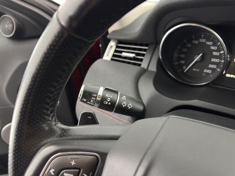 Land Rover Range Rover Evoque 2.0 Si 4WD Pure Aut. *LUXURY-LEATHER | BI-XENON | MERIDIAN-AUDIO | NAVI-FULLMAP | MEMORY-PACK | CAMERA | HEATED-COMFORTSEATS | ECC | SHIFT-PADDLES | PDC | CRUISE | 19''ALU *