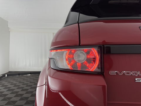 Land Rover Range Rover Evoque 2.0 Si 4WD Pure Aut. *LUXURY-LEATHER | BI-XENON | MERIDIAN-AUDIO | NAVI-FULLMAP | MEMORY-PACK | CAMERA | HEATED-COMFORTSEATS | ECC | SHIFT-PADDLES | PDC | CRUISE | 19''ALU *