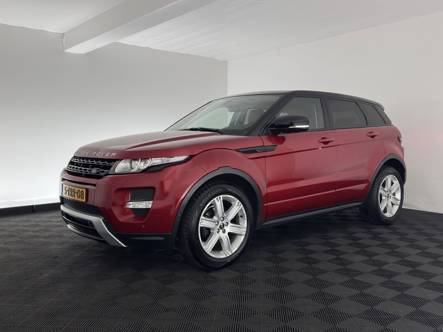 Land Rover Range Rover Evoque 2.0 Si 4WD Pure Aut. *LUXURY-LEATHER | BI-XENON | MERIDIAN-AUDIO | NAVI-FULLMAP | MEMORY-PACK | CAMERA | HEATED-COMFORTSEATS | ECC | SHIFT-PADDLES | PDC | CRUISE | 19''ALU *