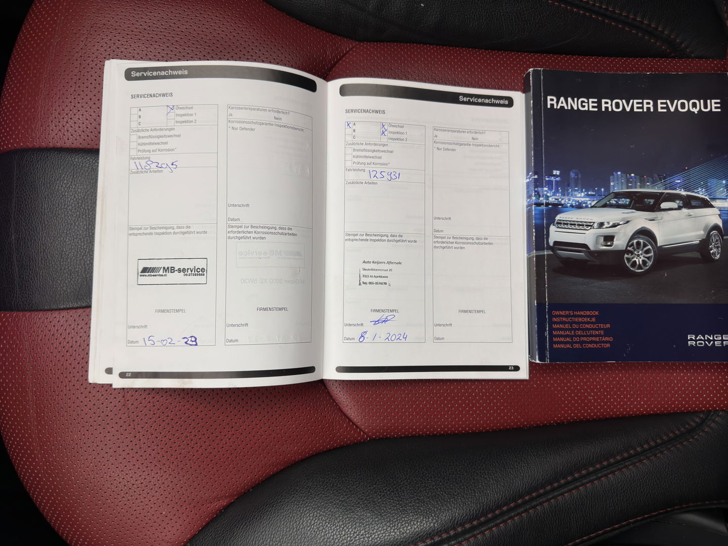 Land Rover Range Rover Evoque 2.0 Si 4WD Pure Aut. *LUXURY-LEATHER | BI-XENON | MERIDIAN-AUDIO | NAVI-FULLMAP | MEMORY-PACK | CAMERA | HEATED-COMFORTSEATS | ECC | SHIFT-PADDLES | PDC | CRUISE | 19''ALU *