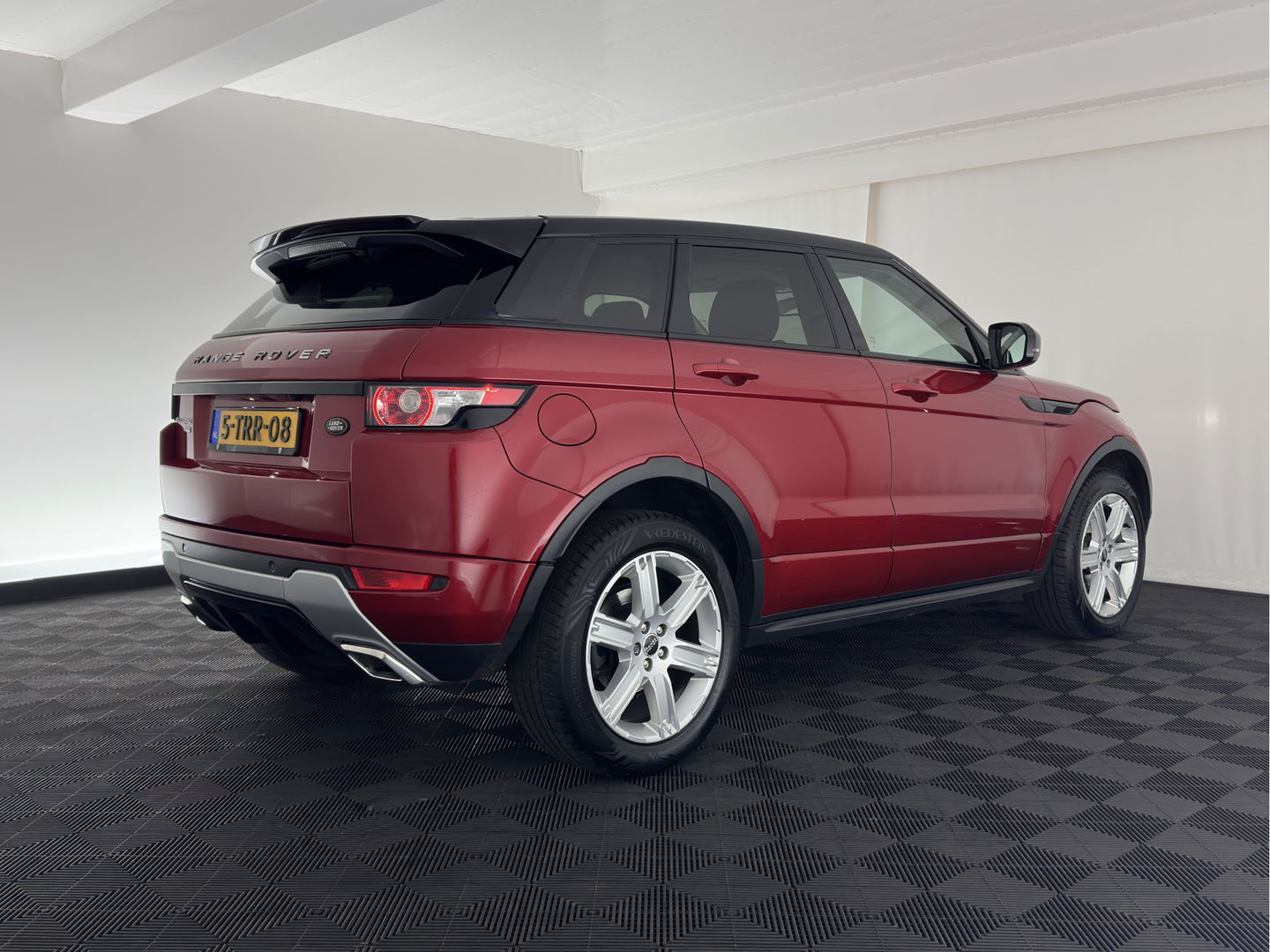 Land Rover Range Rover Evoque 2.0 Si 4WD Pure Aut. *LUXURY-LEATHER | BI-XENON | MERIDIAN-AUDIO | NAVI-FULLMAP | MEMORY-PACK | CAMERA | HEATED-COMFORTSEATS | ECC | SHIFT-PADDLES | PDC | CRUISE | 19''ALU *