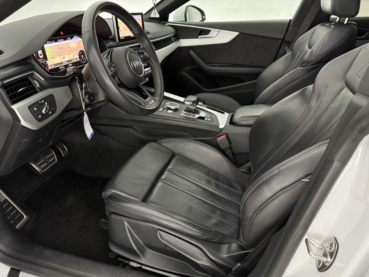 Audi A5 35 TFSI S-line | Pano | Virtual | Navi | Camera | Cruise | Parkeersens. | Keyless | NAP
