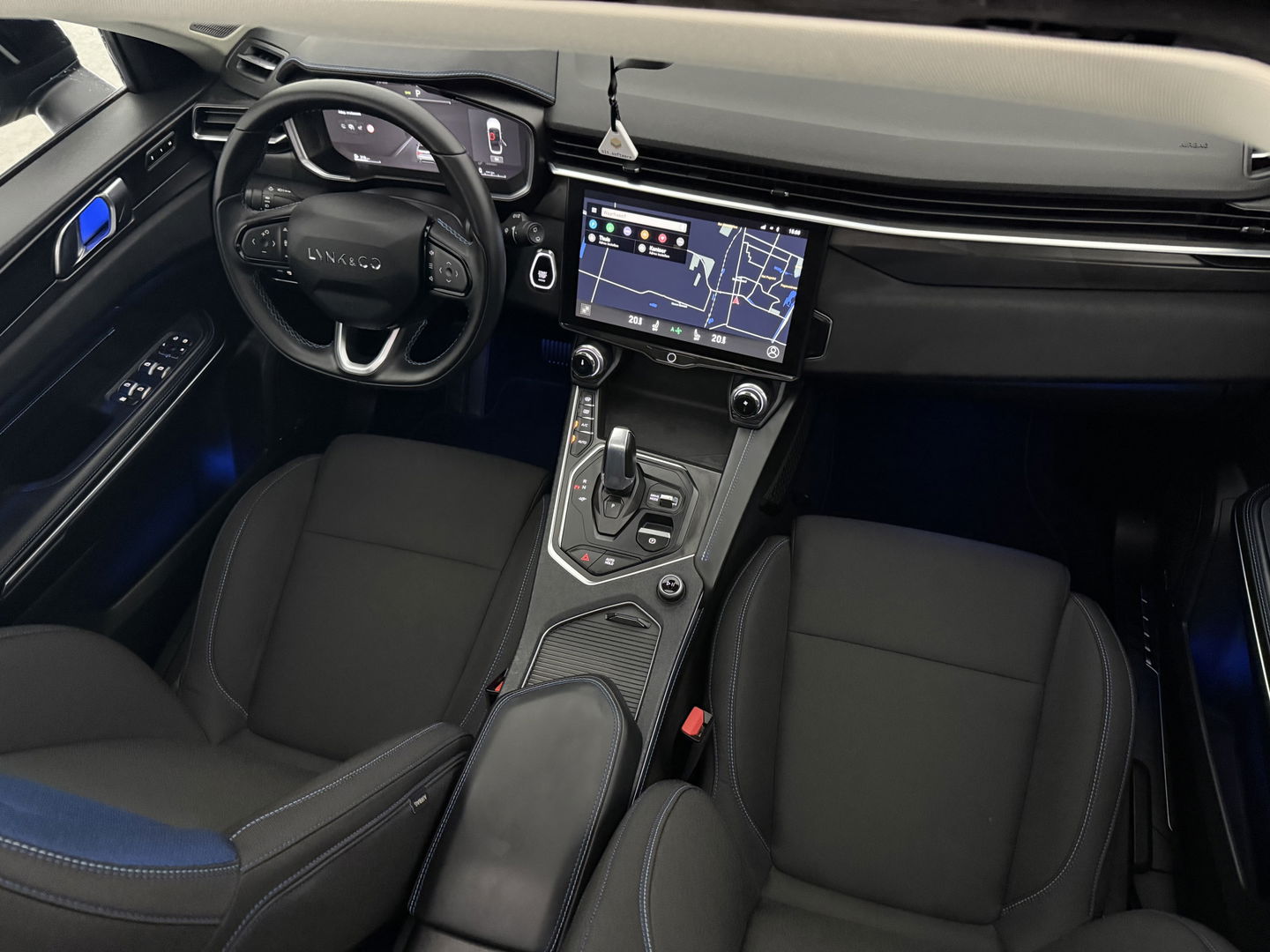 Lynk Co 01 1.5 | Pano | 360° | Virtual | Sfeerverl. | Memory | LED | Carplay | Adaptive Cruise