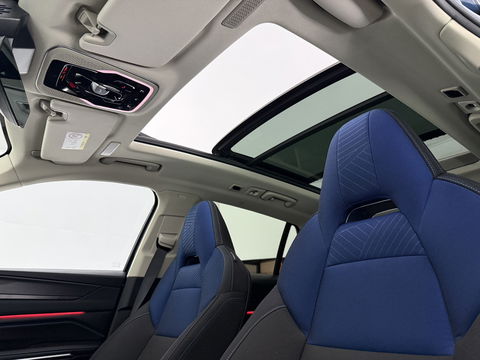 Lynk Co 01 1.5 | Pano | 360° | Virtual | Sfeerverl. | Memory | LED | Carplay | Adaptive Cruise