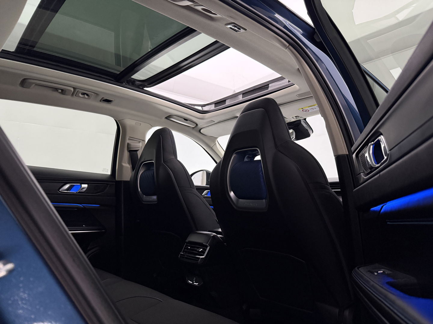 Lynk Co 01 1.5 | Pano | 360° | Virtual | Sfeerverl. | Memory | LED | Carplay | Adaptive Cruise
