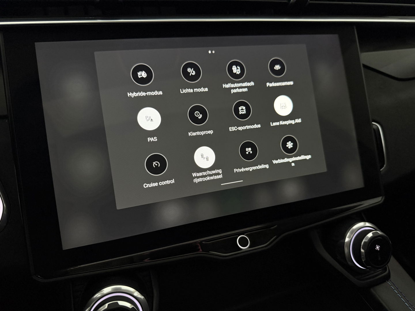 Lynk Co 01 1.5 | Pano | 360° | Virtual | Sfeerverl. | Memory | LED | Carplay | Adaptive Cruise