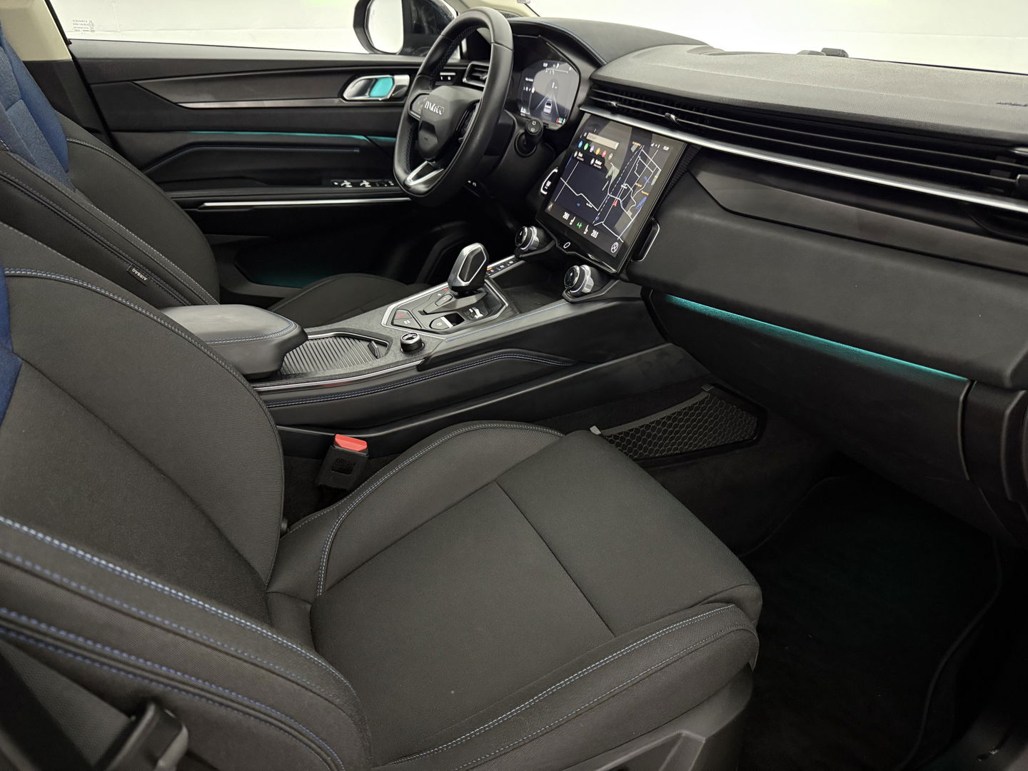 Lynk Co 01 1.5 | Pano | 360° | Virtual | Sfeerverl. | Memory | LED | Carplay | Adaptive Cruise