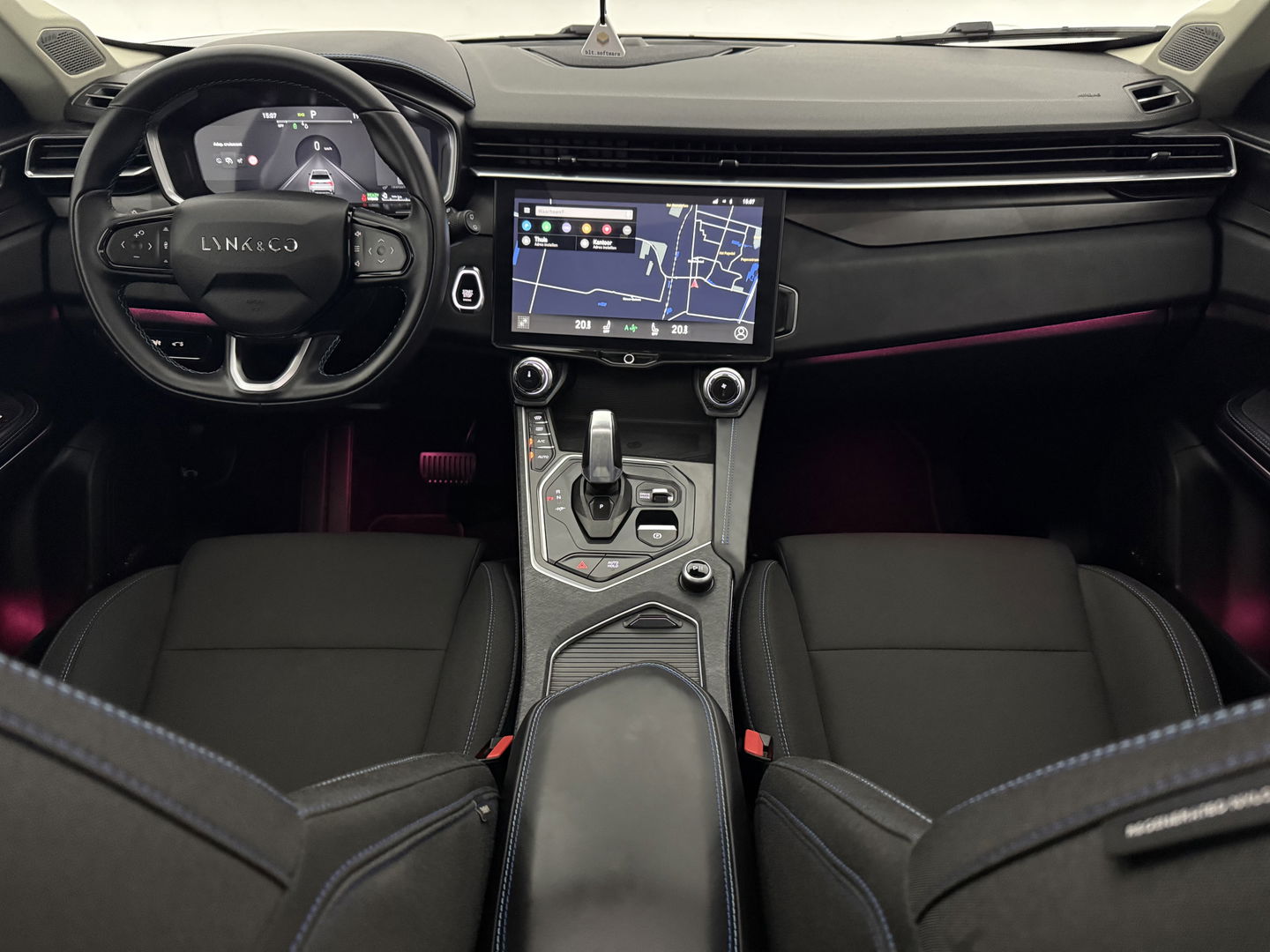 Lynk Co 01 1.5 | Pano | 360° | Virtual | Sfeerverl. | Memory | LED | Carplay | Adaptive Cruise