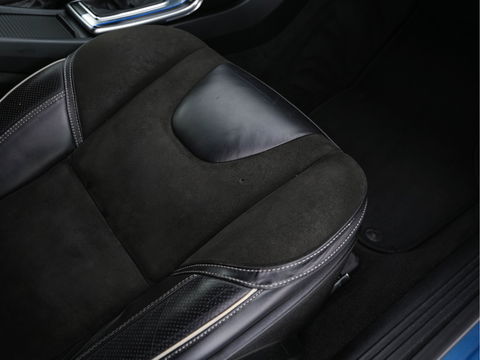 Volvo V40 2.0 D2 R-Design-Sportpack Business *LEATHER-ALCANTARA | XENON | NAVI-FULLMAP | HEATED-SPORTSEATS | ECC | PRIVACY-GLASS | PDC | CRUISE | 18''ALU*