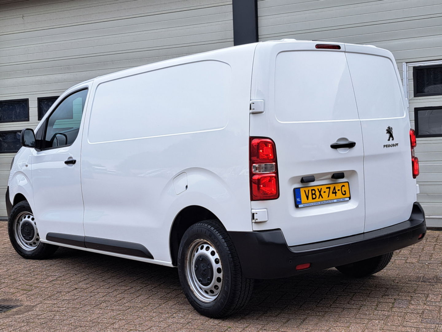 Peugeot Expert 2.0 BlueHDI 123 pk Euro 6 Lang L2 - Airco - Cruise