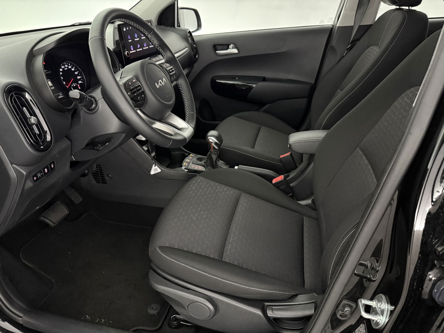 Kia Picanto 1.2 Dynamic line | Camera | Carplay | Stoel/Stuur verwarmd | Cruise | Parkeersens.