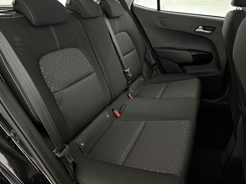 Kia Picanto 1.2 Dynamic line | Camera | Carplay | Stoel/Stuur verwarmd | Cruise | Parkeersens.