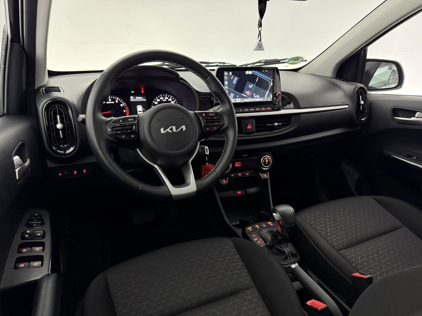 Kia Picanto 1.2 Dynamic line | Camera | Carplay | Stoel/Stuur verwarmd | Cruise | Parkeersens.