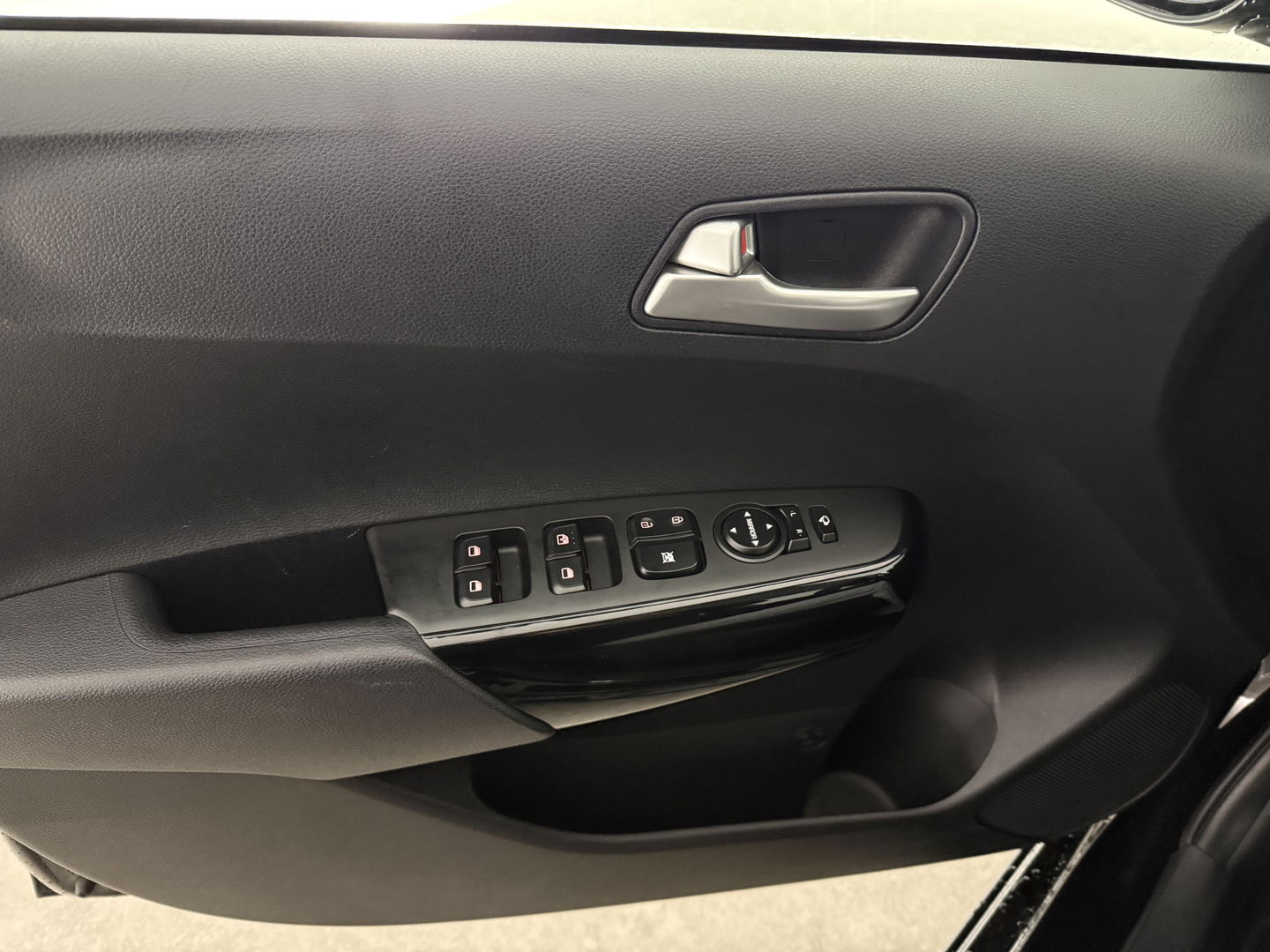 Kia Picanto 1.2 Dynamic line | Camera | Carplay | Stoel/Stuur verwarmd | Cruise | Parkeersens.