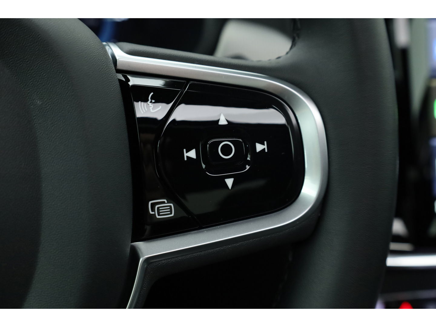 Volvo S90 T8 Recharge Plus Dark | Luchtvering | Schuifdak | Harman Kardon | 360cam | Memory seats | Pilot Assist