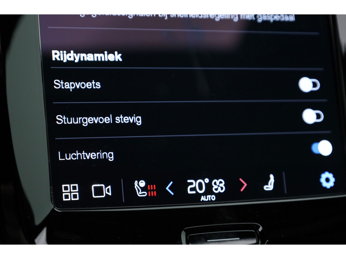 Volvo S90 T8 Recharge Plus Dark | Luchtvering | Schuifdak | Harman Kardon | 360cam | Memory seats | Pilot Assist