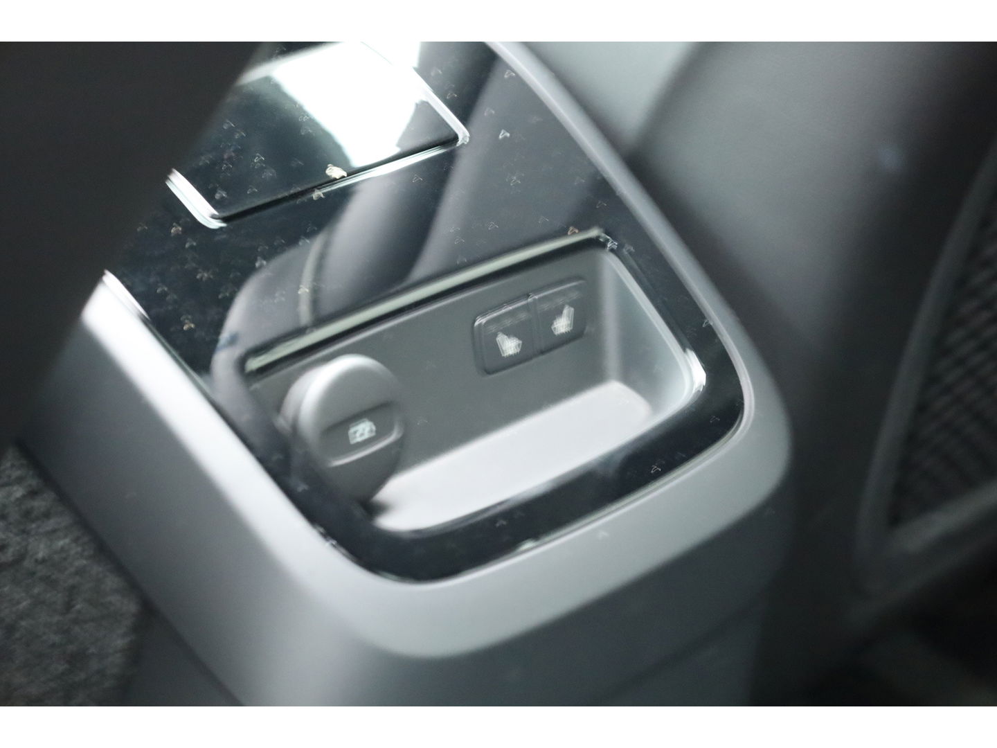 Volvo S90 T8 Recharge Plus Dark | Luchtvering | Schuifdak | Harman Kardon | 360cam | Memory seats | Pilot Assist