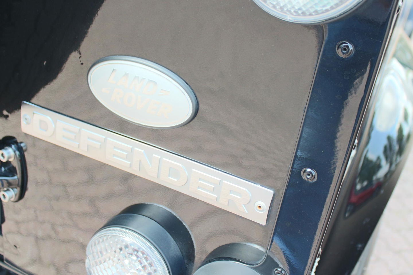 Land Rover Defender 2.4 TD 90 SW SVX 60th Anniversary „De Uiver” Special incl. Full Opties