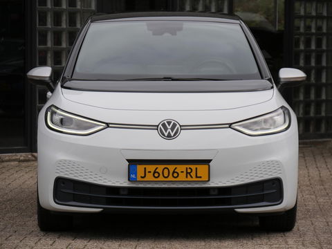 Volkswagen ID.3 1ST PLUS 58kWh/ CAMERA/ KEYLESS/ MATRIX LED