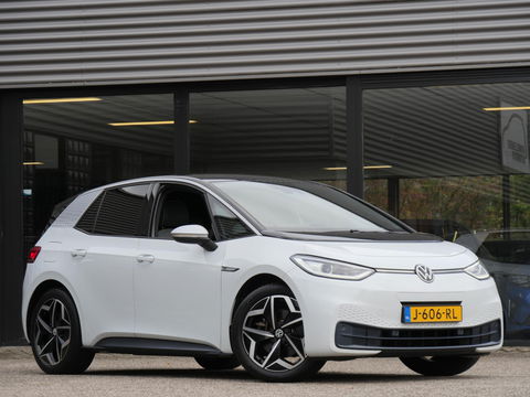 Volkswagen ID.3 1ST PLUS 58kWh/ CAMERA/ KEYLESS/ MATRIX LED