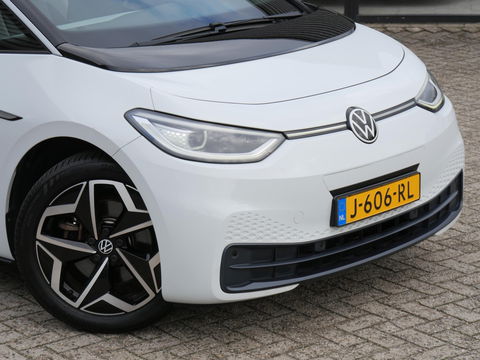 Volkswagen ID.3 1ST PLUS 58kWh/ CAMERA/ KEYLESS/ MATRIX LED