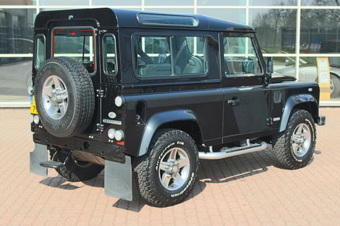 Land Rover Defender 2.4 TD 90 SW SVX 60th Anniversary „De Uiver” Special incl. Full Opties