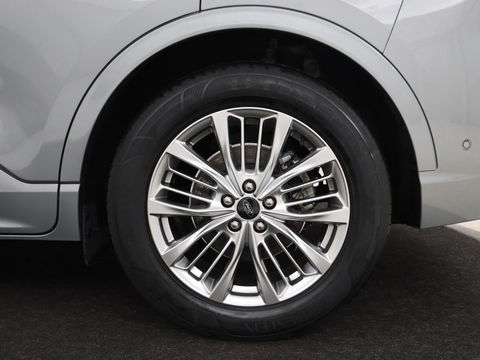 Ford Kuga 2.5 PHEV Vignale | Head-Up | Trekhaak | Adaptive cruise | Leder | 360 Camera | Stoelverwarming | Digital Cockpit | Carplay | Dodehoek detectie | Navigatie | Keyless | Achterbankverwarming | Plug In