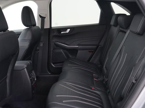 Ford Kuga 2.5 PHEV Vignale | Head-Up | Trekhaak | Adaptive cruise | Leder | 360 Camera | Stoelverwarming | Digital Cockpit | Carplay | Dodehoek detectie | Navigatie | Keyless | Achterbankverwarming | Plug In