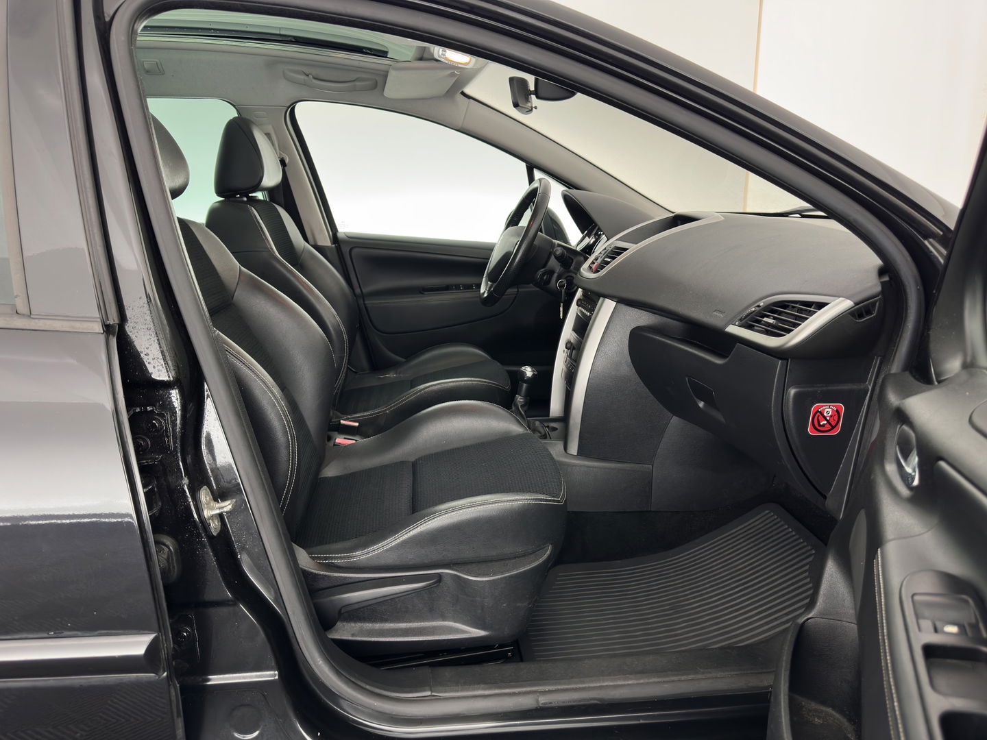 Peugeot 207 SW Outdoor 1.6 VTi XS *ROLAND GARROS* *PANO | LEATHER-FABRIC | SPORT-SEATS | ECC | CRUISE | 16''ALU*