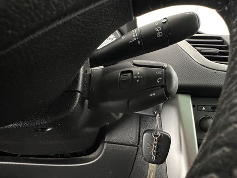 Peugeot 207 SW Outdoor 1.6 VTi XS *ROLAND GARROS* *PANO | LEATHER-FABRIC | SPORT-SEATS | ECC | CRUISE | 16''ALU*